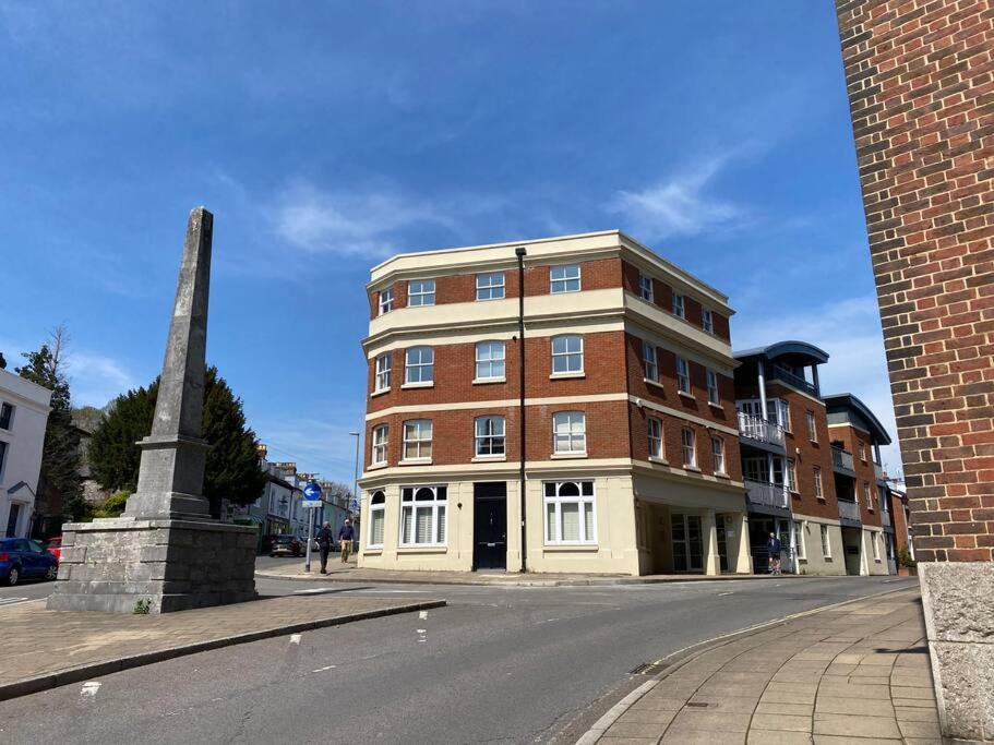 The Penthouse, Winchester Exteriör bild